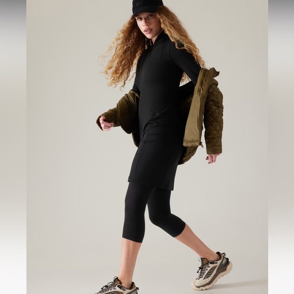 Athleta Woman's Black Delancey Skyline Long Sleeve Dress, Size MP - Picture 1 of 8